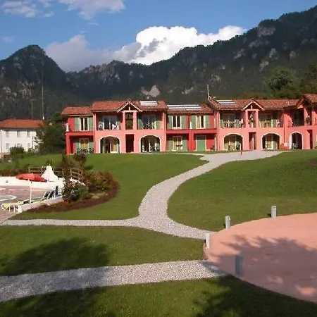Vico Super Resort Crone